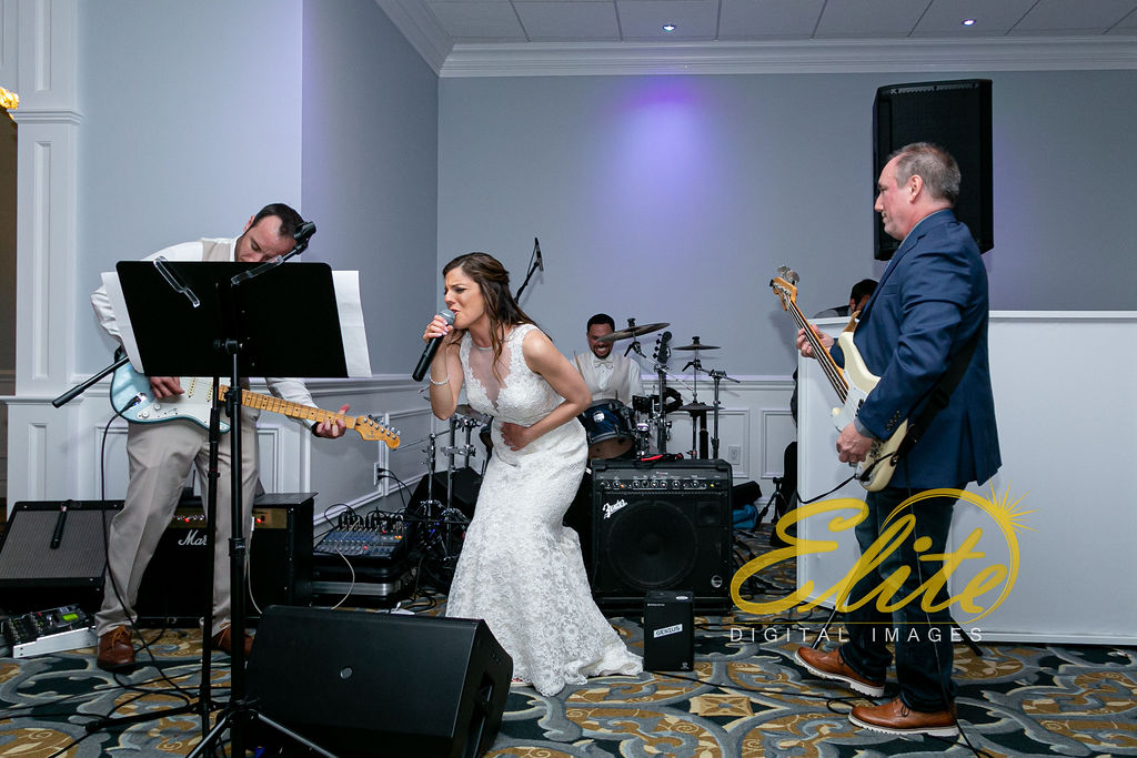 Elite Entertainment_ NJ Wedding_ Elite Digital Images_Crystal Point, Point Pleasant _Dan and Melanie (24)