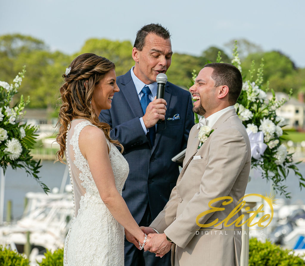 Elite Entertainment_ NJ Wedding_ Elite Digital Images_Crystal Point, Point Pleasant _Dan and Melanie (30)_MIke Walter Officiating