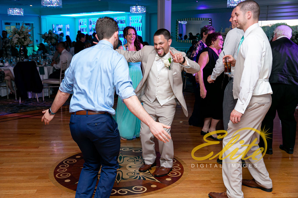 Elite Entertainment_ NJ Wedding_ Elite Digital Images_Crystal Point, Point Pleasant _Dan and Melanie (9)