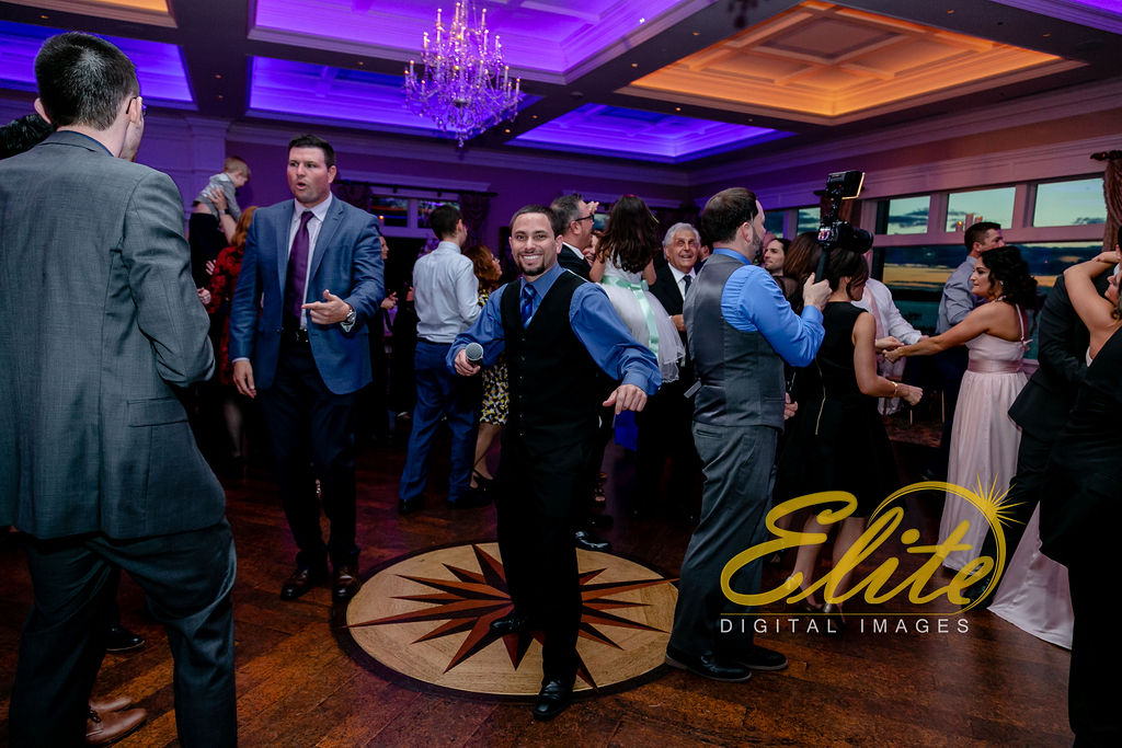 Elite Entertainment_ NJ Wedding_ Elite Digital Images_Clarks Landing_ Laura and Joe (5) Dan Fumosa