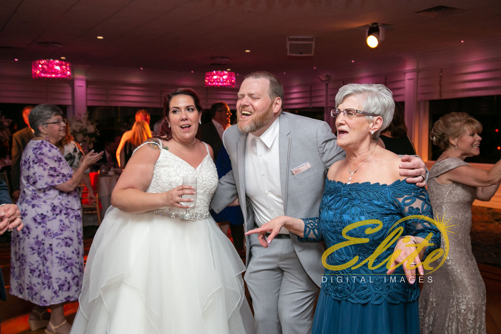 Elite Entertainment_ NJ Wedding_ Elite Digital Images_Crystal Point, Point Pleasant _Toni and Mike_06_08_19 (7)