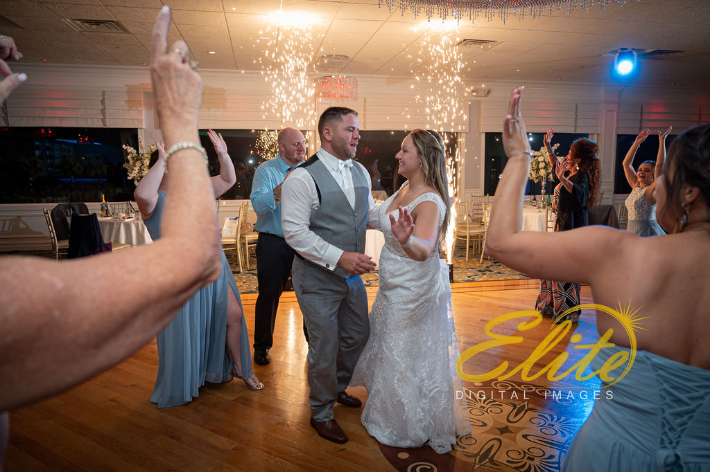 Elite Entertainment_ NJ Wedding_ Elite Digital Images_Crystal Point, Point Pleasant _Alicia and Dillon_09_15_19 (12)