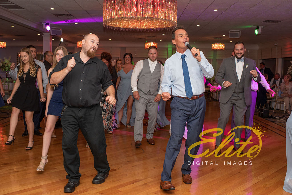 Elite Entertainment_ NJ Wedding_ Elite Digital Images_Crystal Point, Point Pleasant _Alicia and Dillon_09_15_19 (5)Mike Walter