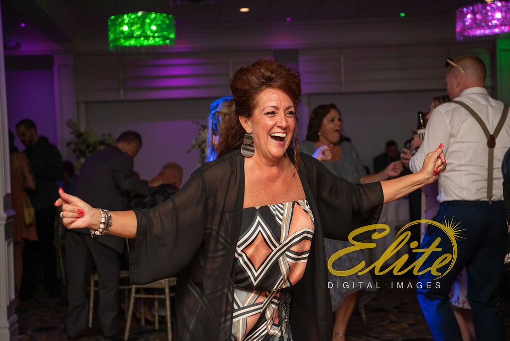 Elite Entertainment_ NJ Wedding_ Elite Digital Images_Crystal Point, Point Pleasant _Alicia and Dillon_09_15_19 (8)