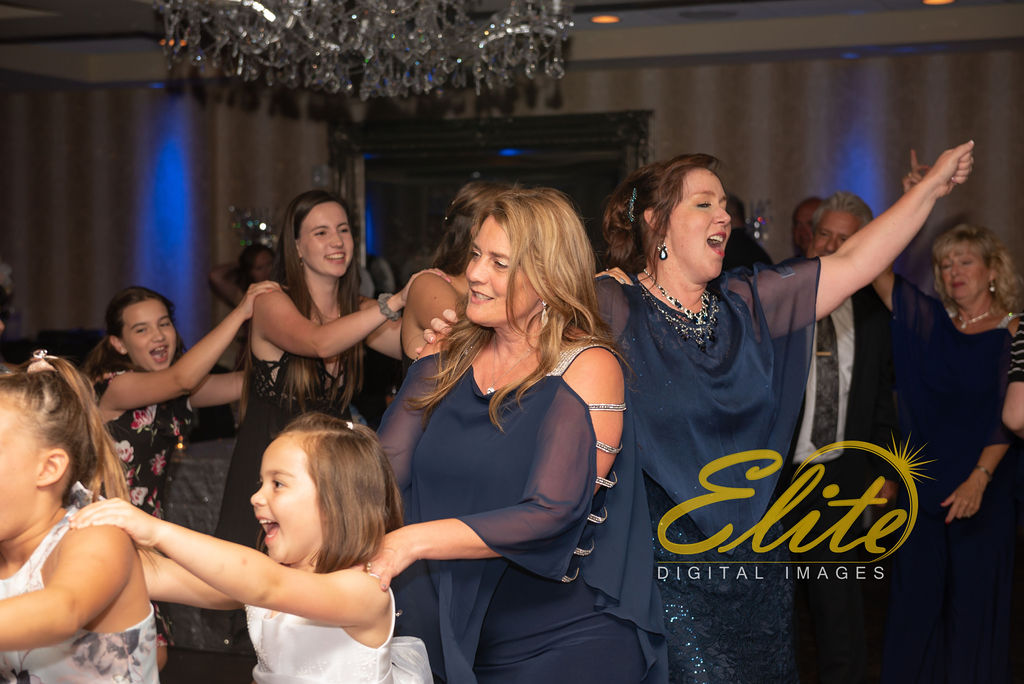 Elite Entertainment_ NJWedding_ EliteDigitalImages_DoubleTree_081019_Cassie and Chris (5)