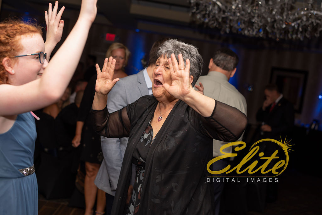 Elite Entertainment_ NJWedding_ EliteDigitalImages_DoubleTree_081019_Cassie and Chris (9)