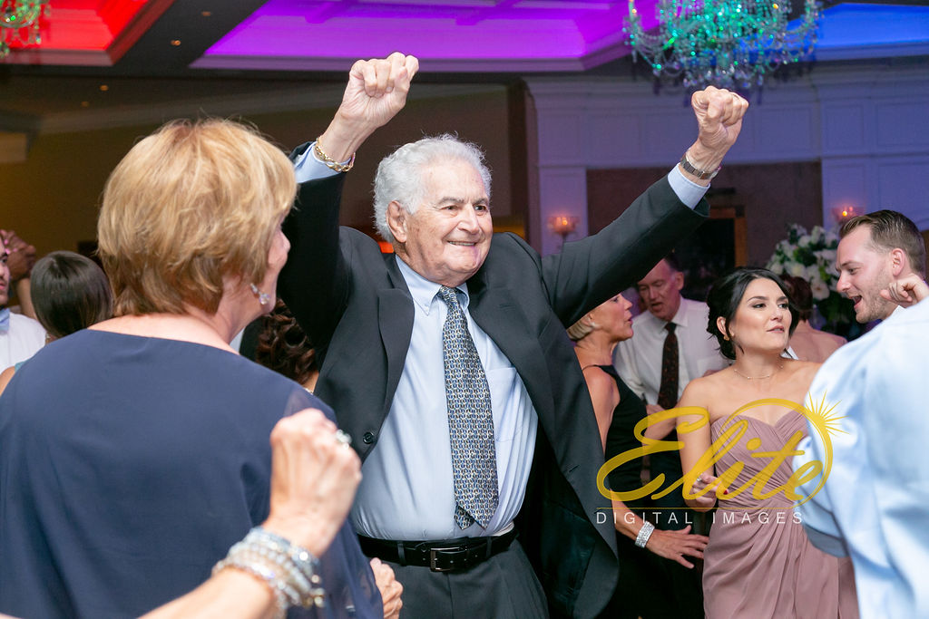 Elite Entertainment_ NJ Wedding_ Elite Digital Images_Clarks Landing_ Lauren and Jake _ 09_01_19 (11)