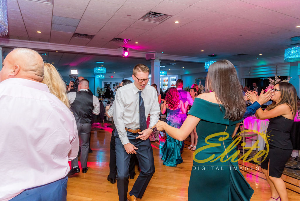 Elite Entertainment_NJ Wedding_Elite Digital Images_Crystal Point, Point Pleasant_GeannineAndMike_10_11_19_party 7