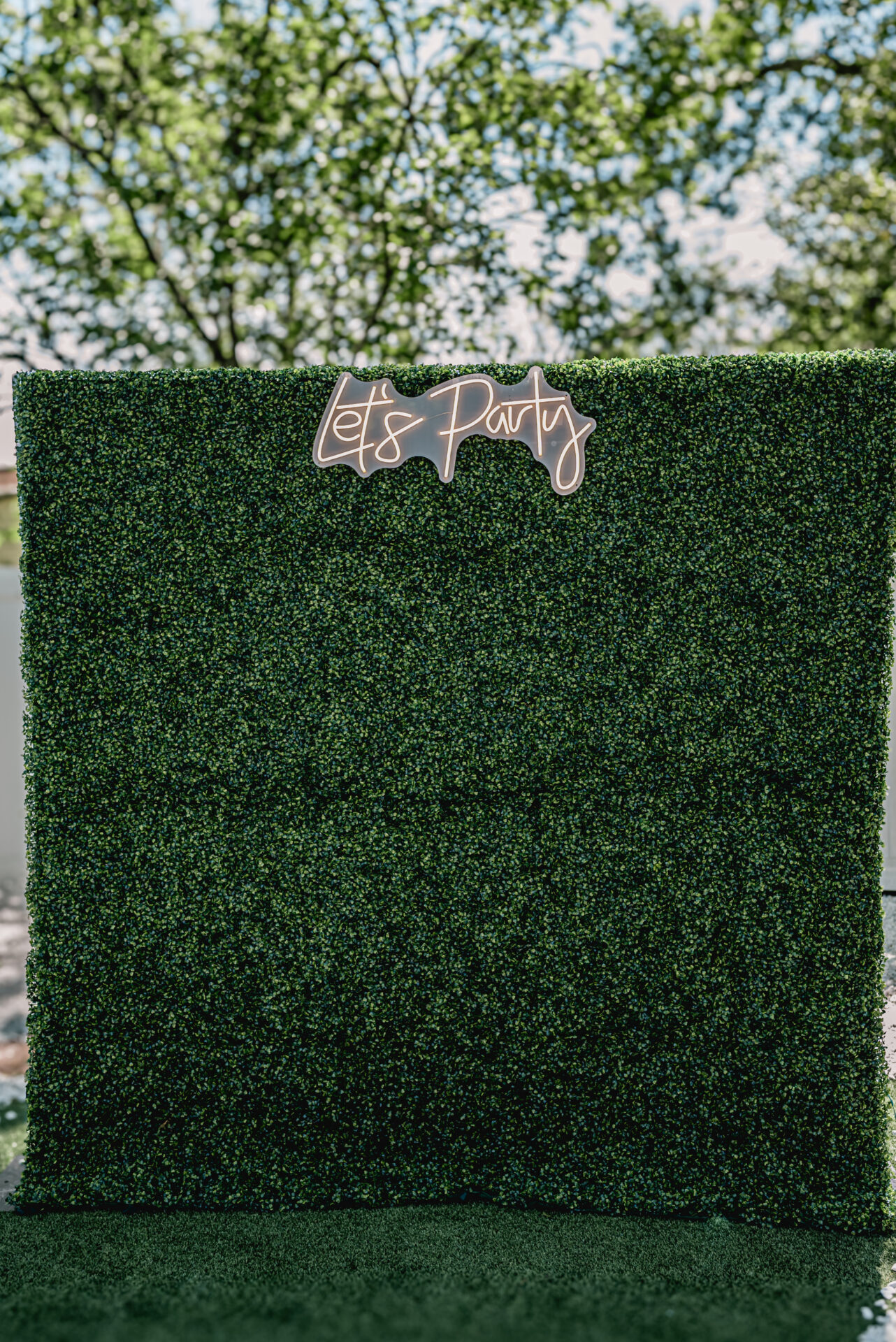 Olivia Flower Walls